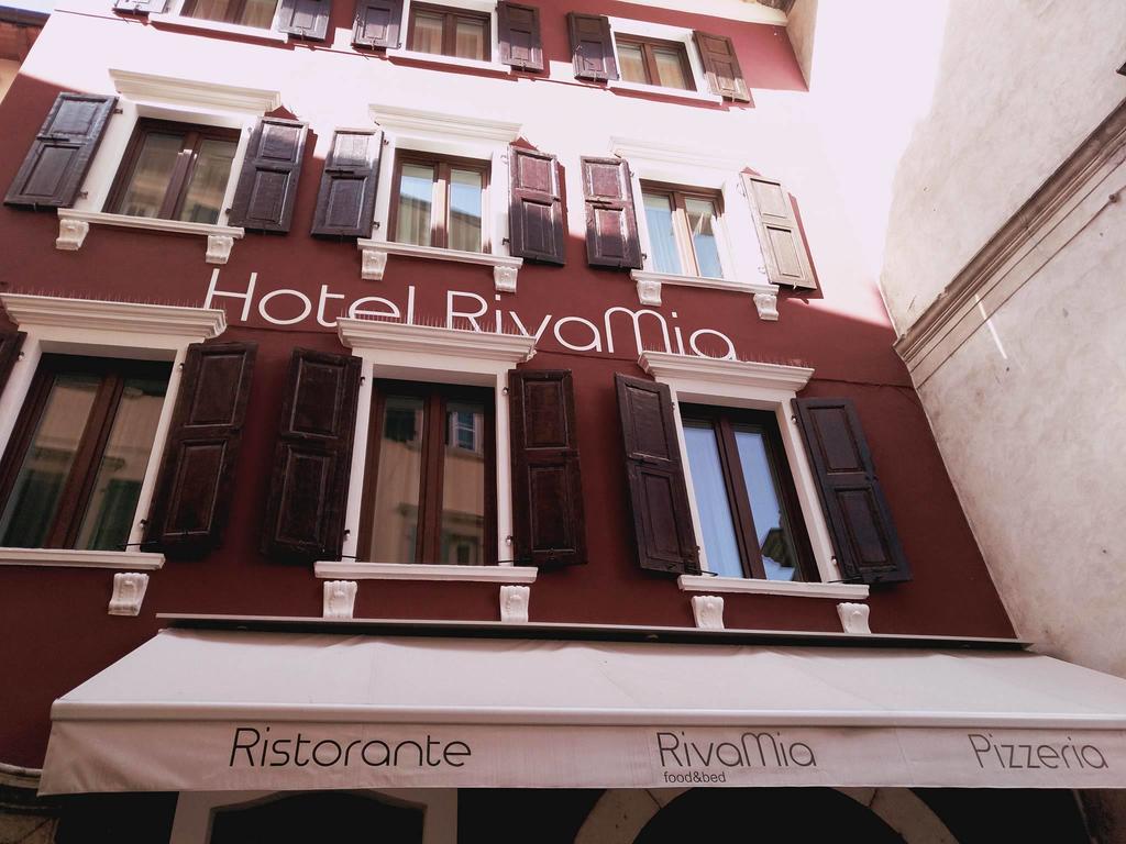 Hotel Rivamia Exterior foto